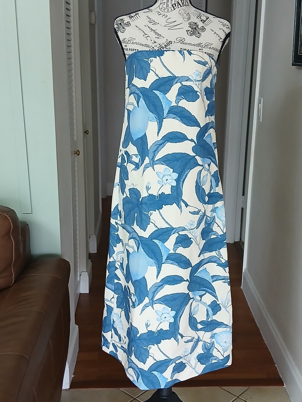 TUCKERNUCK Bonnie Blossom Floral Crepe Marin Dress - Picture 3 of 11